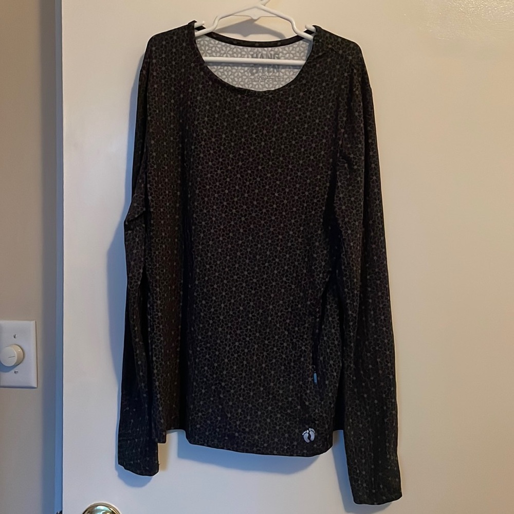 Hangten xs long sleeve.